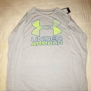 Under Armour boys athletic long sleeve T-shirt